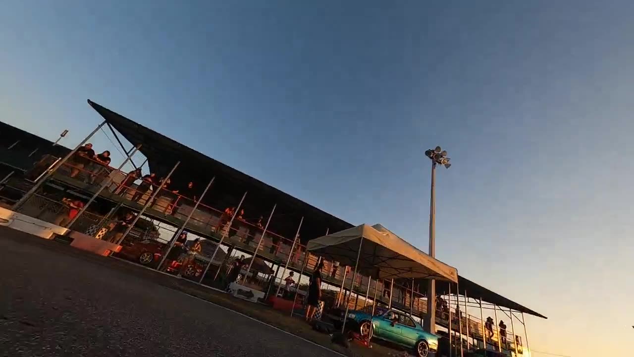 Drift track aerial